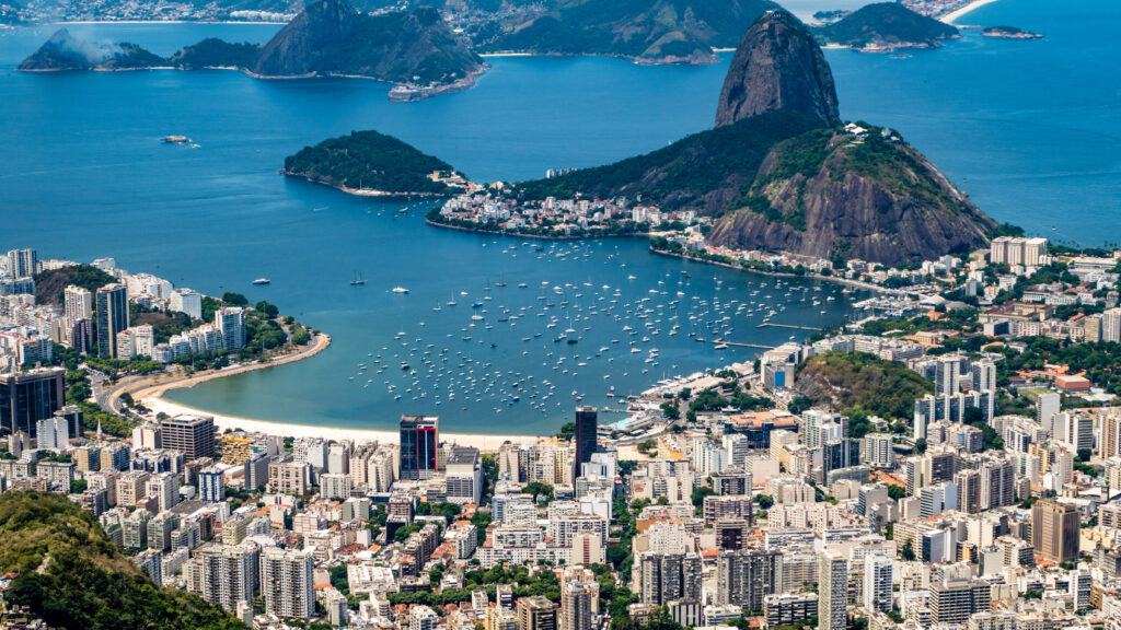 Rio de Janeiro Pet Friendly: 10 Lugares Incríveis para Viajar com seu Cachorro no Brasil